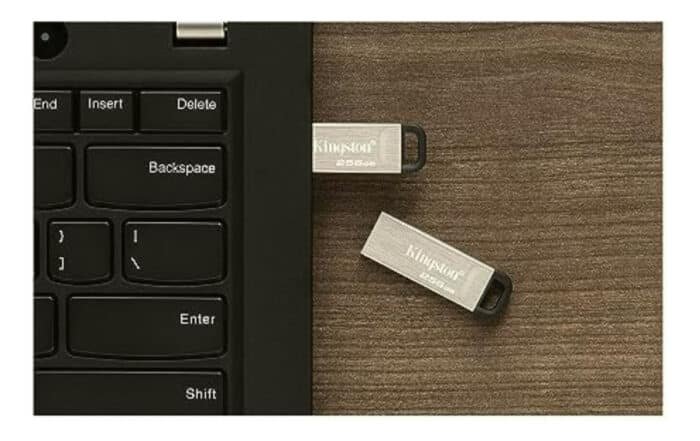 Memoria Kingston Usb-a Dtkyson 256 Gb 3.2 Gen1 200mb/s Color Plateado Liso - Image 5