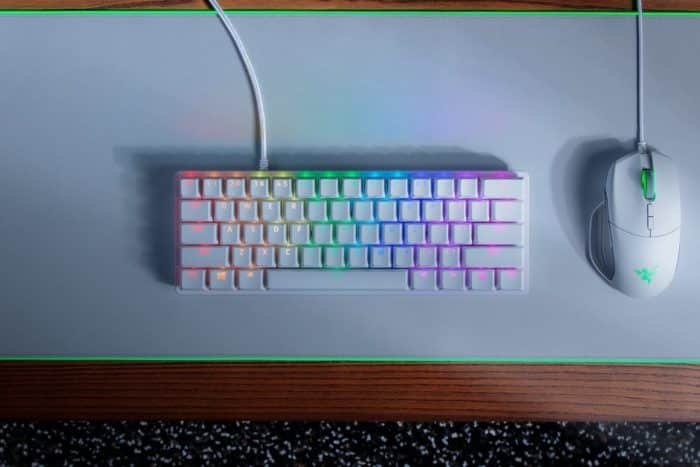 Teclado Gamer Razer Hunstman Mini 60% Razer Purple Inglés Us Color Mercury Con Luz Rgb - Image 9